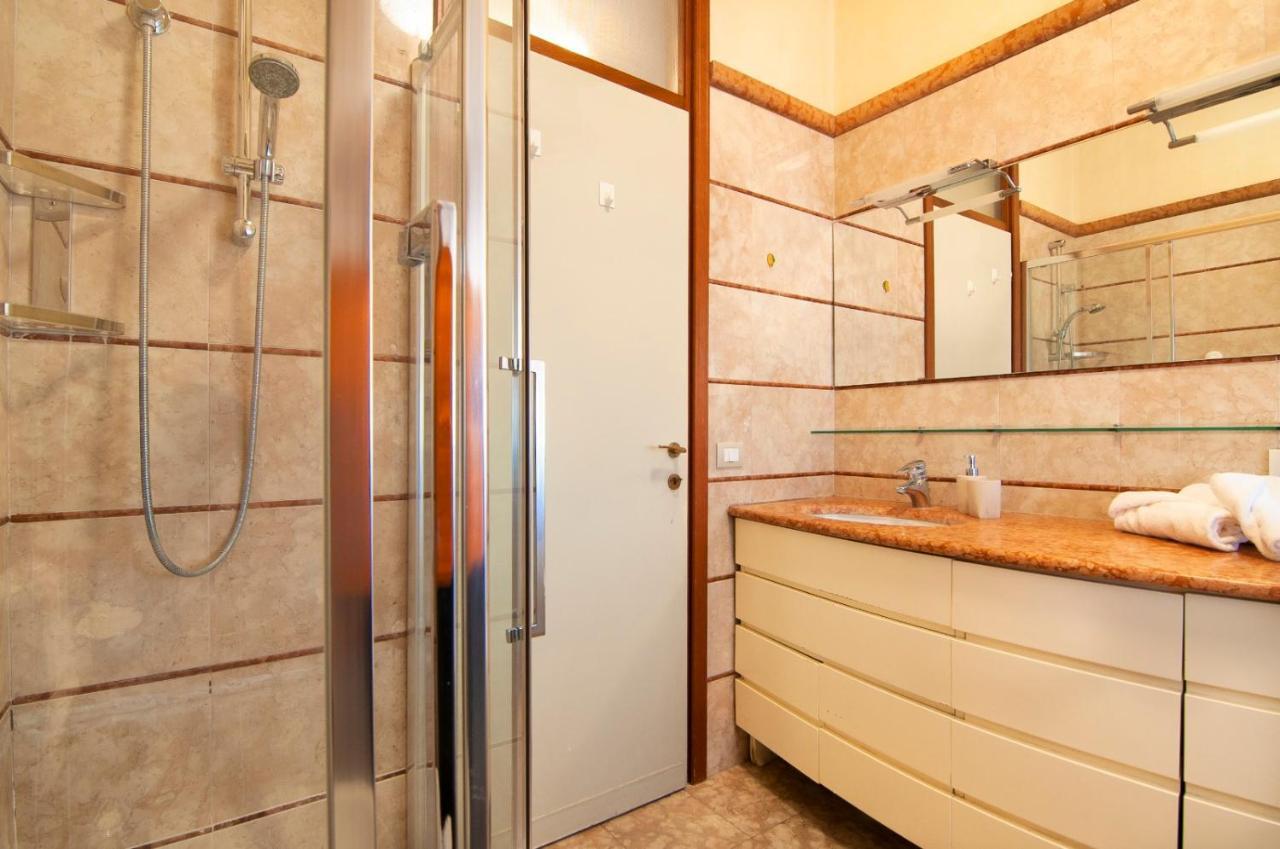 Residenza Dalia&Lea Apartment Verona Luaran gambar