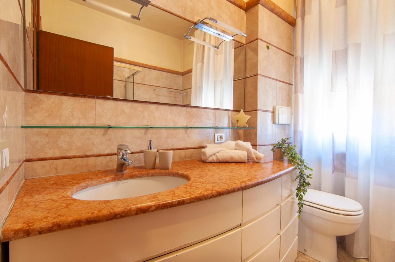 Residenza Dalia&Lea Apartment Verona Luaran gambar