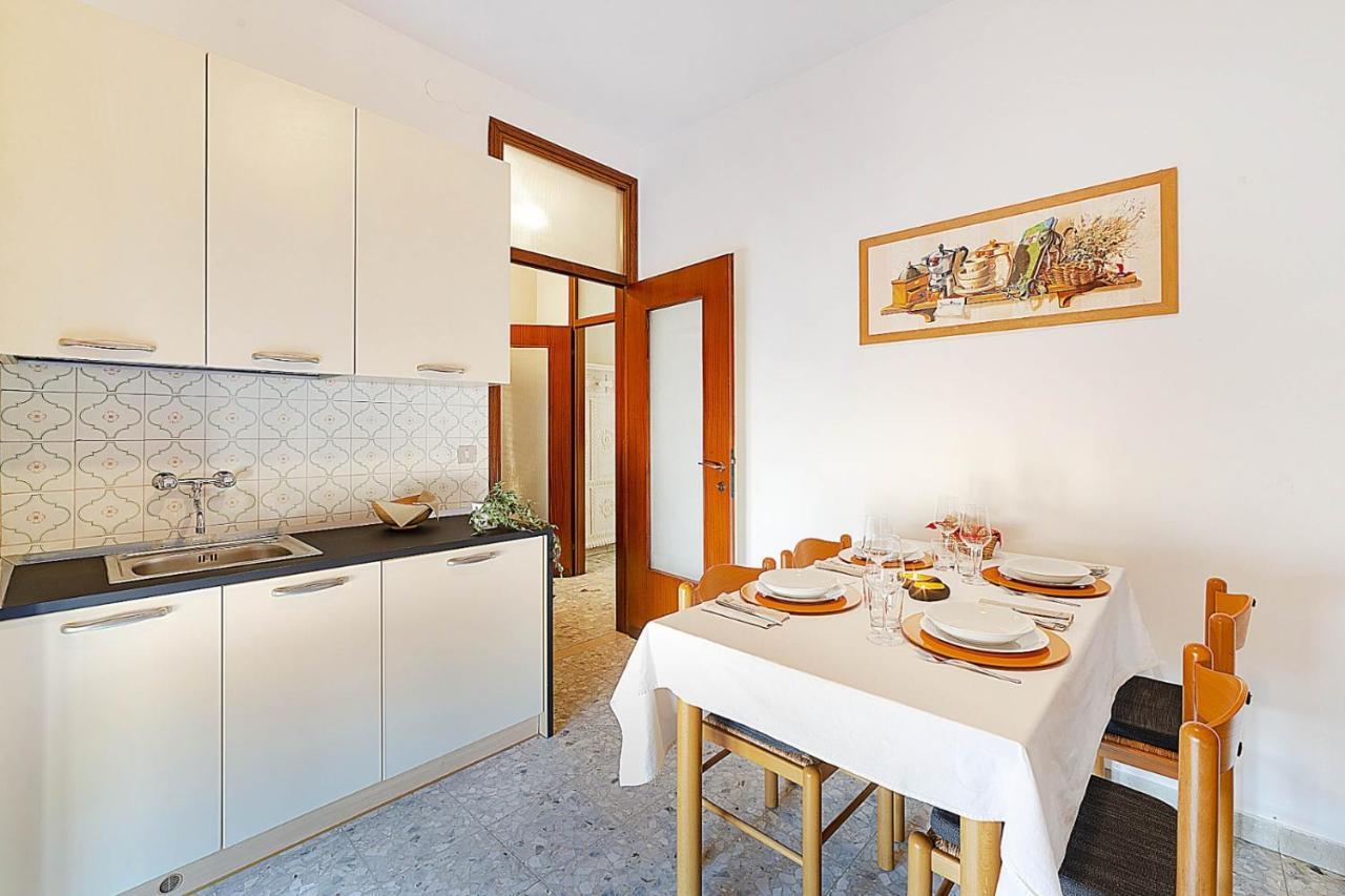Residenza Dalia&Lea Apartment Verona Luaran gambar
